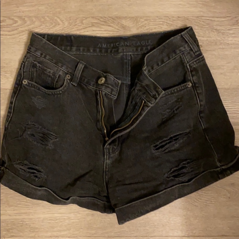 Faded black mom short